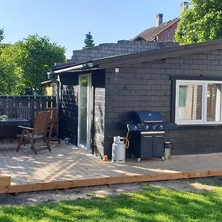 Stay- With Garden Apartamento Pärnu