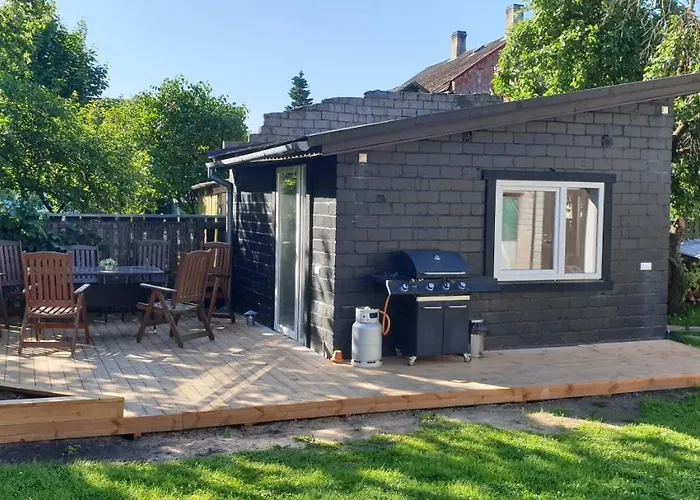 Stay- With Garden Apartment Parnu